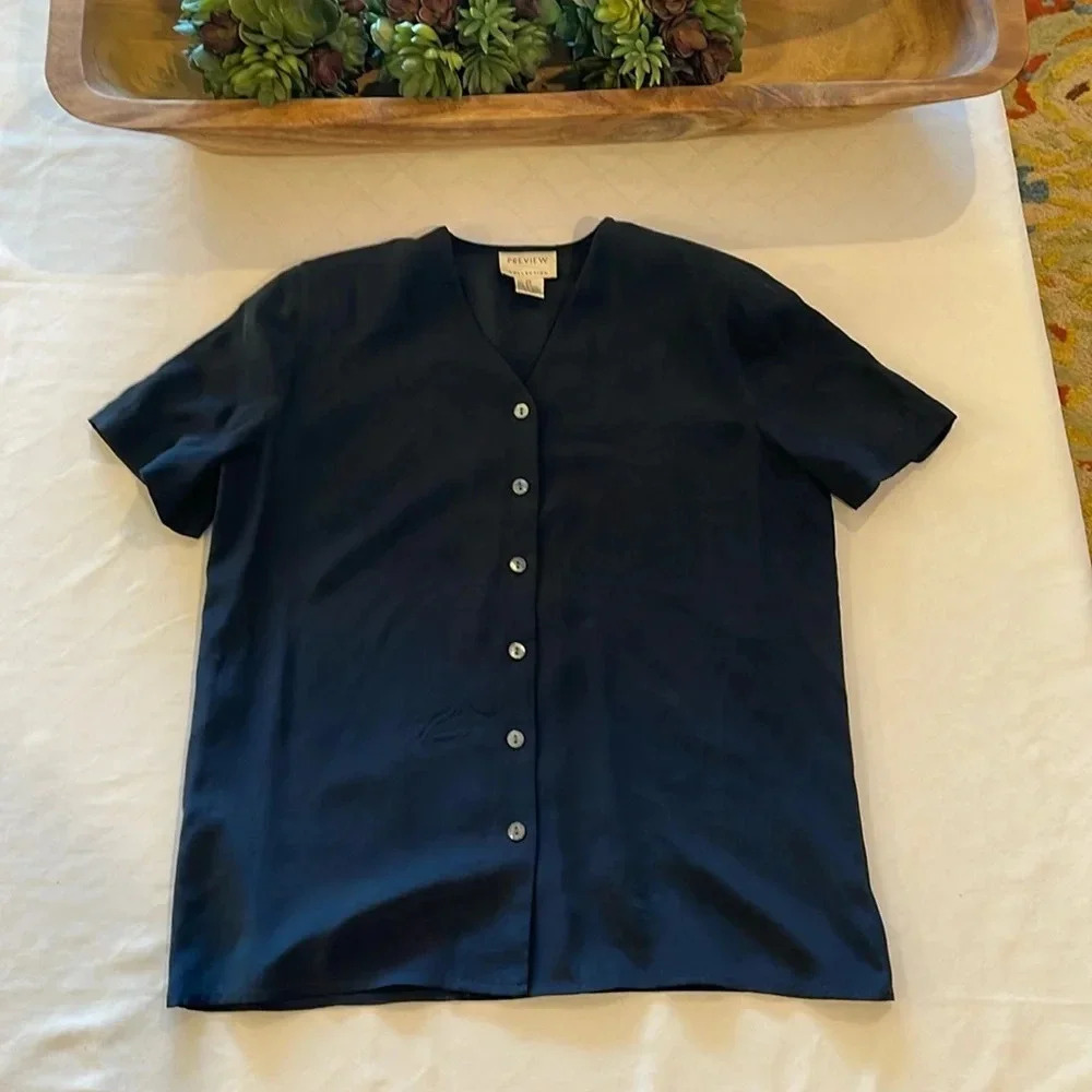 Preview Collection Vintage button down‎ 100% silk top shoulder pads XS EUC